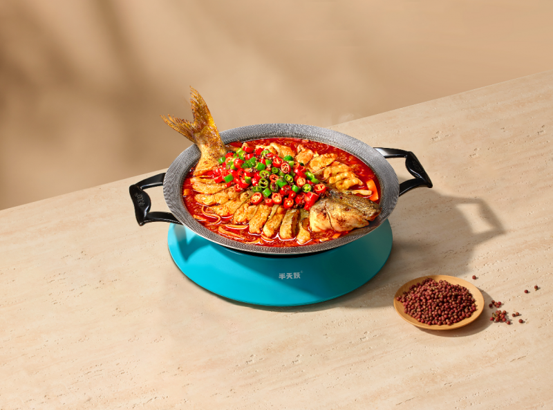 “红”力觉醒!半天妖红花椒烤鱼麻翻你的味蕾 “红”力觉醒!半天妖红花椒烤鱼麻翻你的味蕾