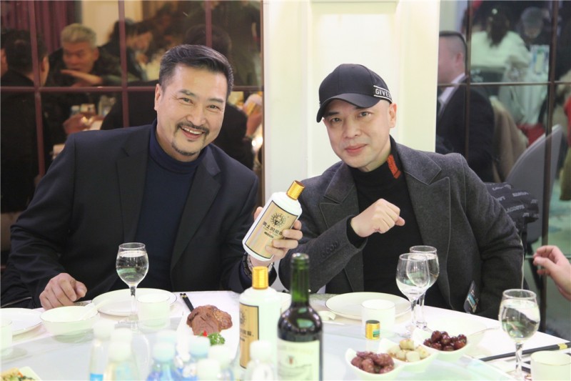 国民酱酒凭实力出圈：价格5880元53度勇士的荣耀酒尊享版(图7)